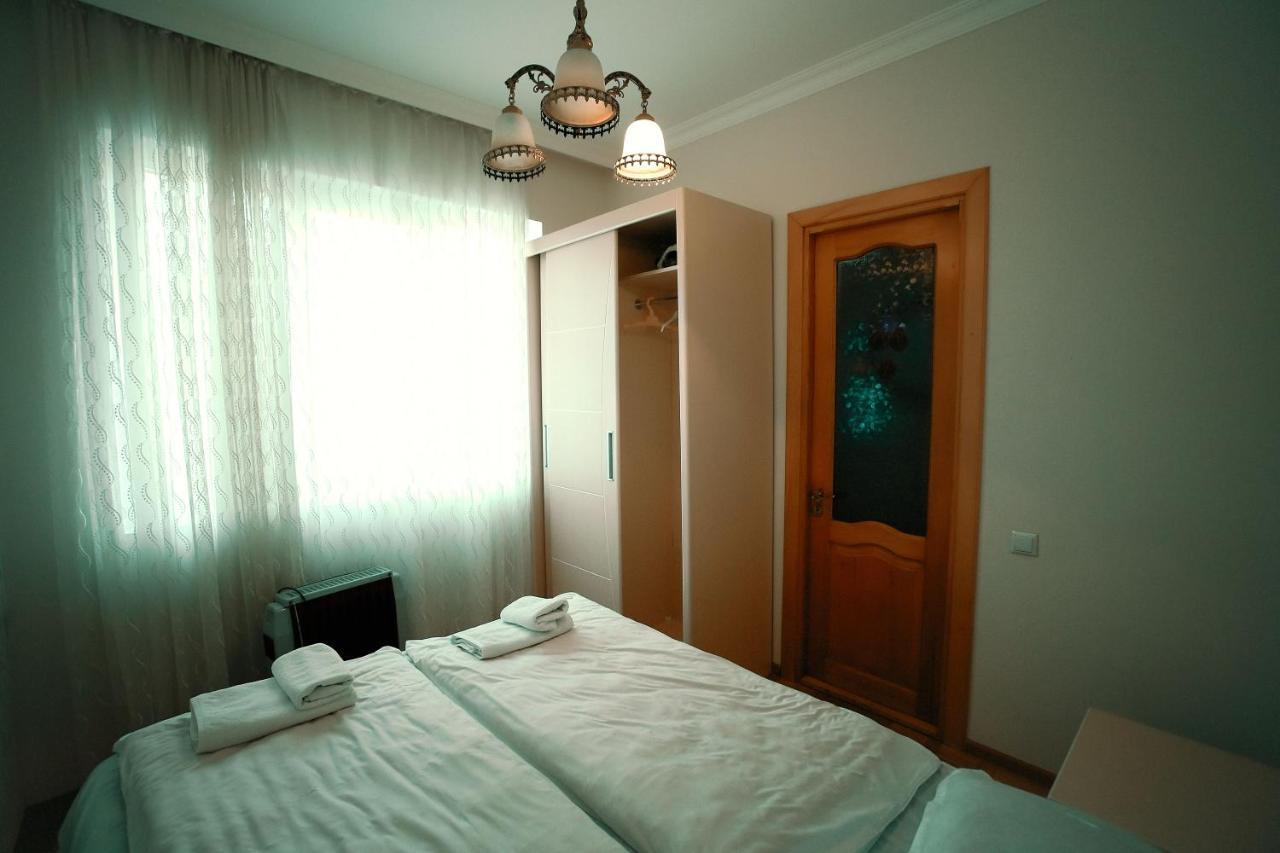 Apartment Old Kutaisi Eksteriør billede