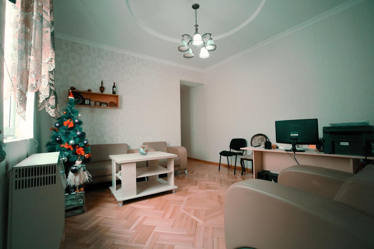 Apartment Old Kutaisi Eksteriør billede